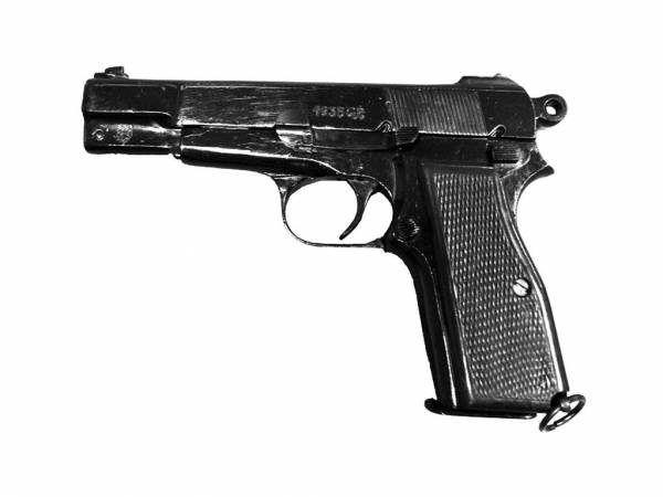 FN Browning HP Deko Pistole