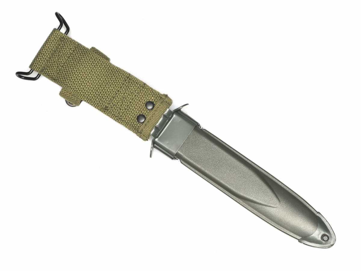 rueckseite-scheide-m8a1- 